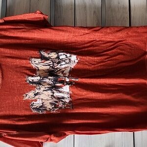 Shirt with horses